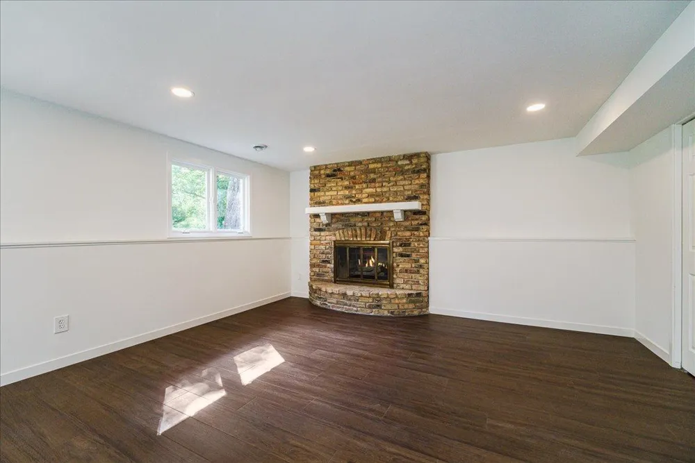312 Griffit Street Edina, MN 55343