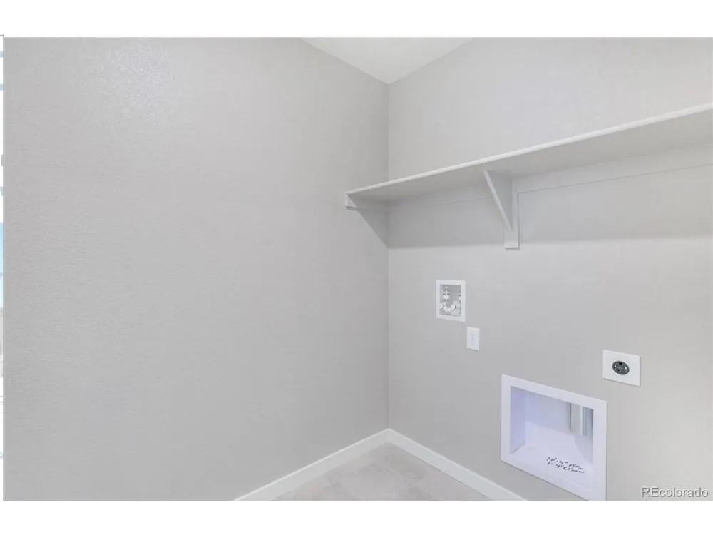 17951 Sky Pilot Lane Parker, CO 80134