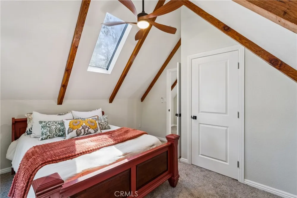904 Angeles Big Bear City, CA 92314