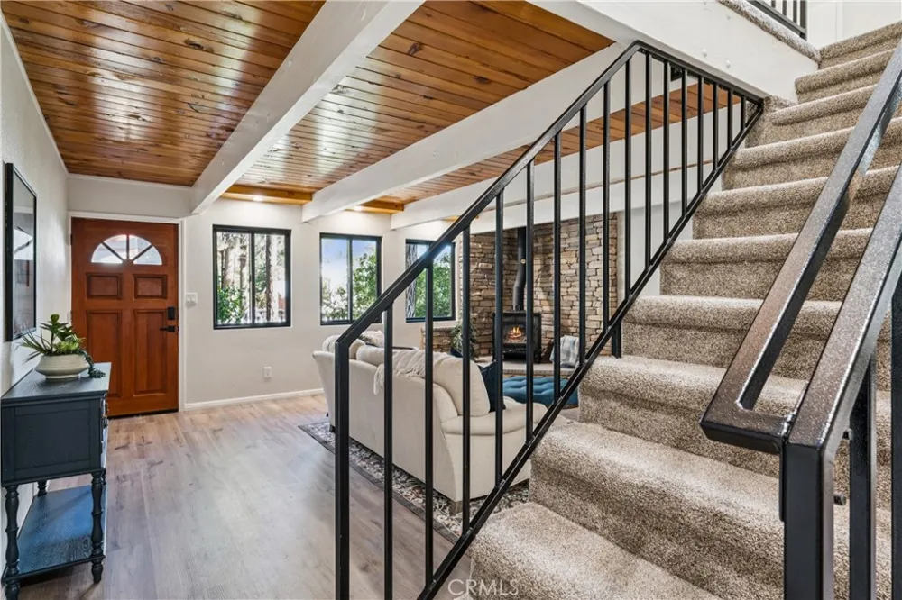 904 Angeles Big Bear City, CA 92314