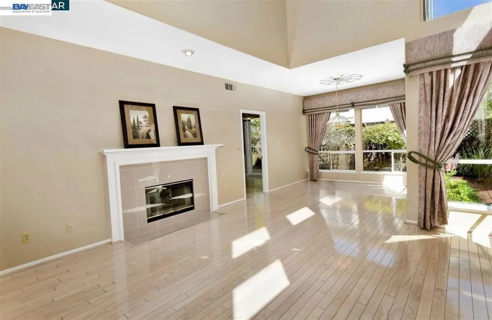 331 Jade Ct. San Ramon, CA 94582