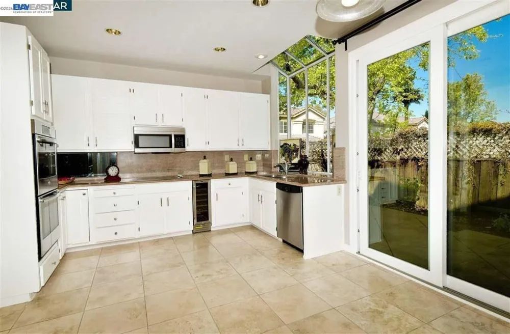 331 Jade Ct. San Ramon, CA 94582