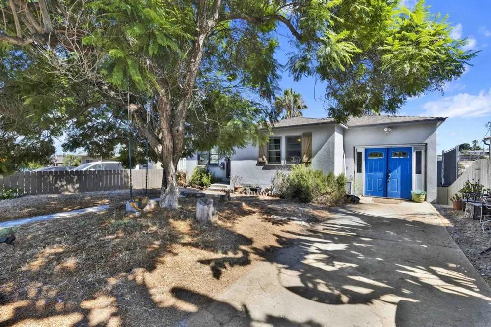 7008 Hybeth Drive La Mesa, CA 91941