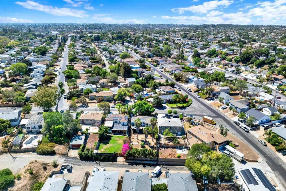7008 Hybeth Drive La Mesa, CA 91941