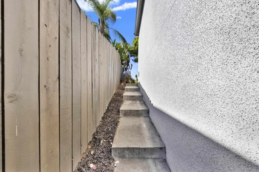 7008 Hybeth Drive La Mesa, CA 91941
