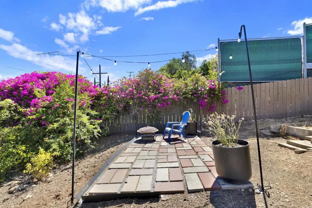 7008 Hybeth Drive La Mesa, CA 91941