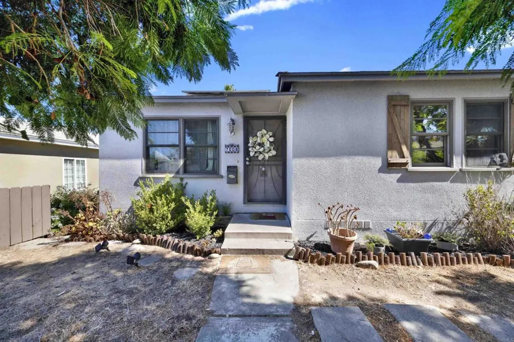 7008 Hybeth Drive La Mesa, CA 91941