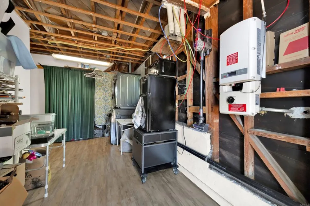 7008 Hybeth Drive La Mesa, CA 91941