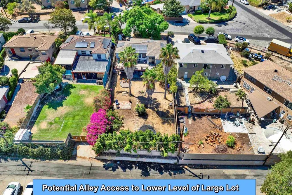 7008 Hybeth Drive La Mesa, CA 91941