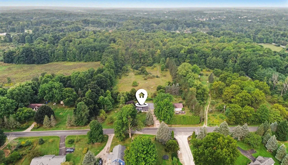 15415 Simmons Avenue NE Cedar Springs, MI 49319