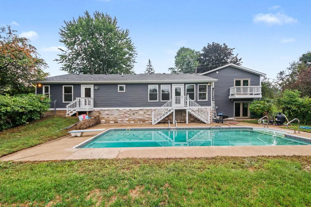 15415 Simmons Avenue NE Cedar Springs, MI 49319