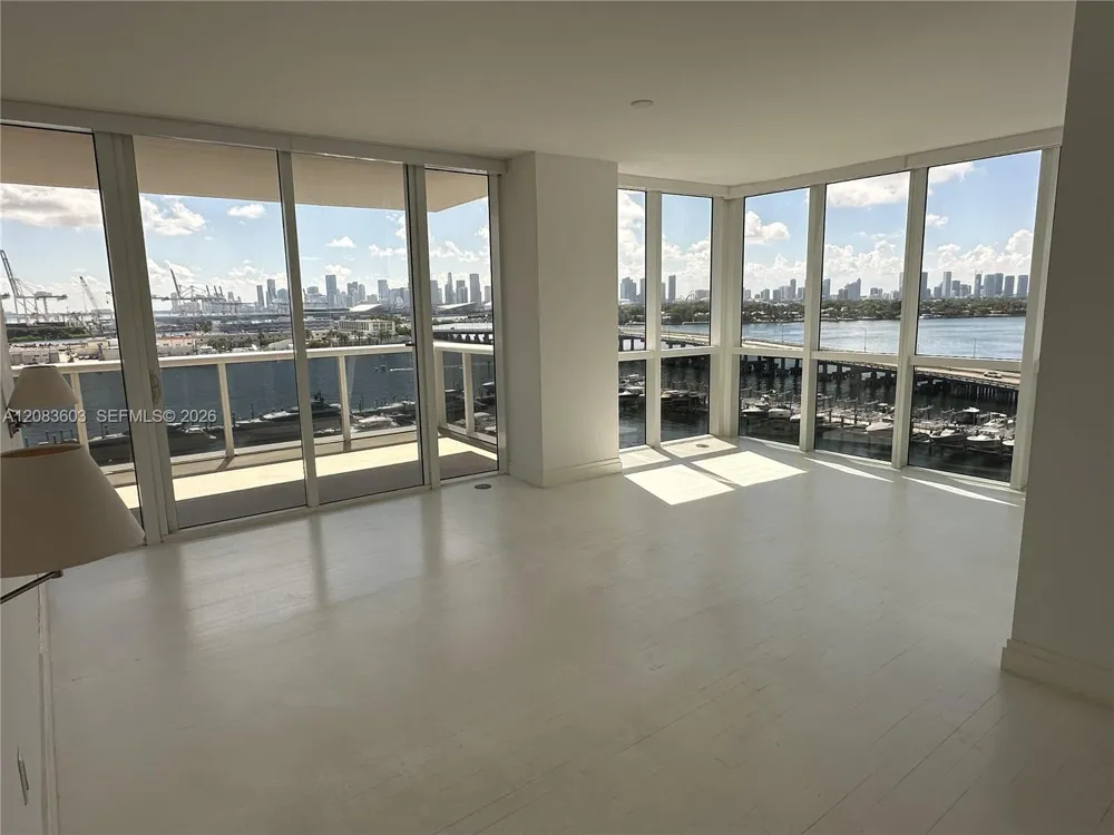 400 Alton Rd #901 Miami Beach, FL 33139