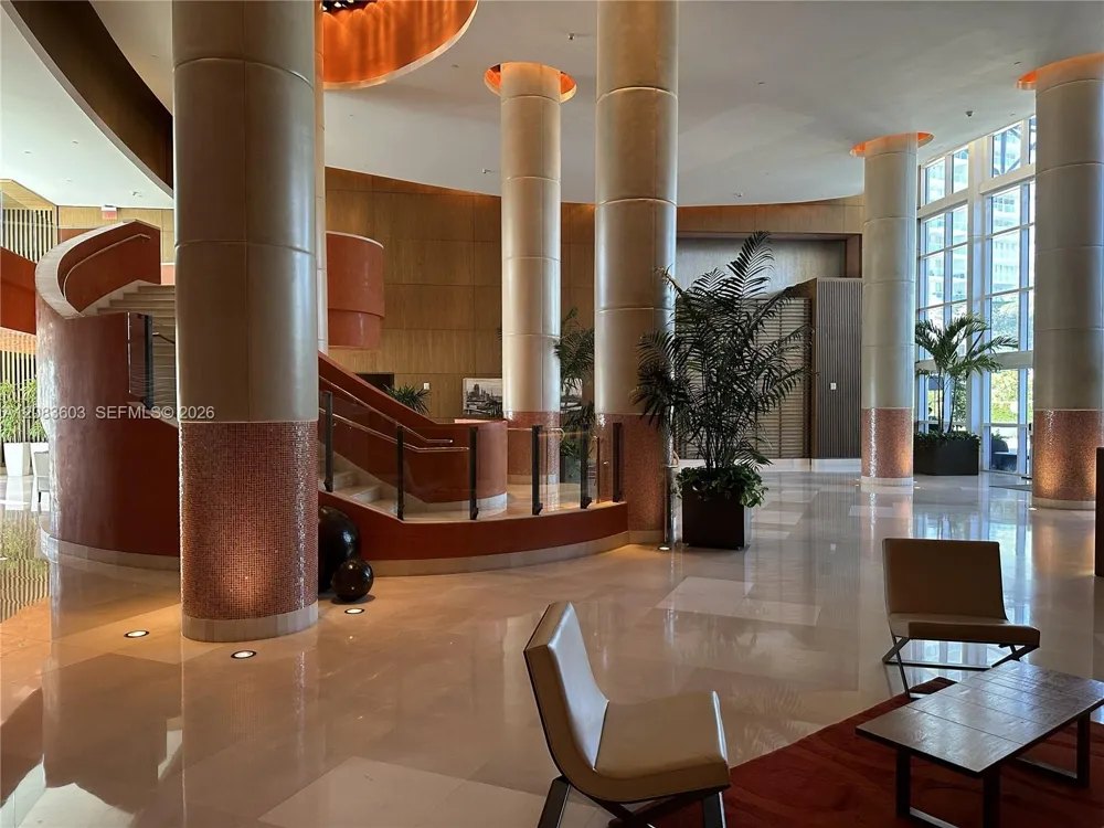 400 Alton Rd #901 Miami Beach, FL 33139