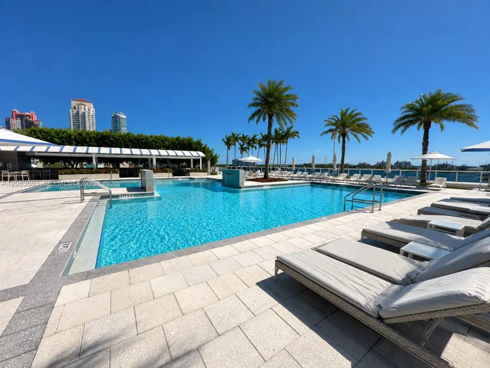400 Alton Rd #901 Miami Beach, FL 33139