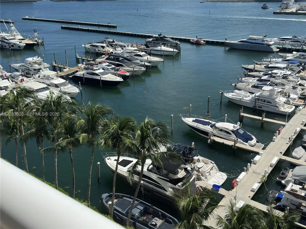 400 Alton Rd #901 Miami Beach, FL 33139