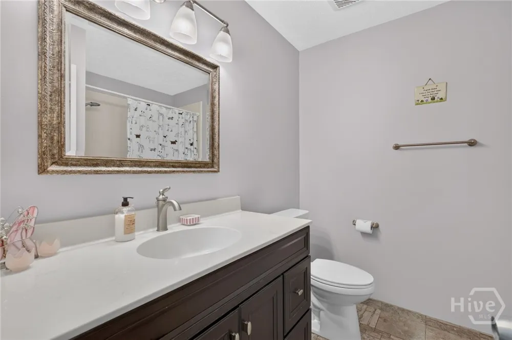 107 W White Hawthorne Drive Savannah, GA 31419