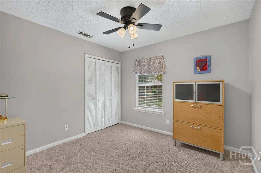 107 W White Hawthorne Drive Savannah, GA 31419