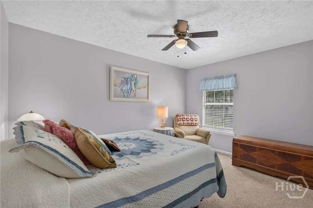 107 W White Hawthorne Drive Savannah, GA 31419