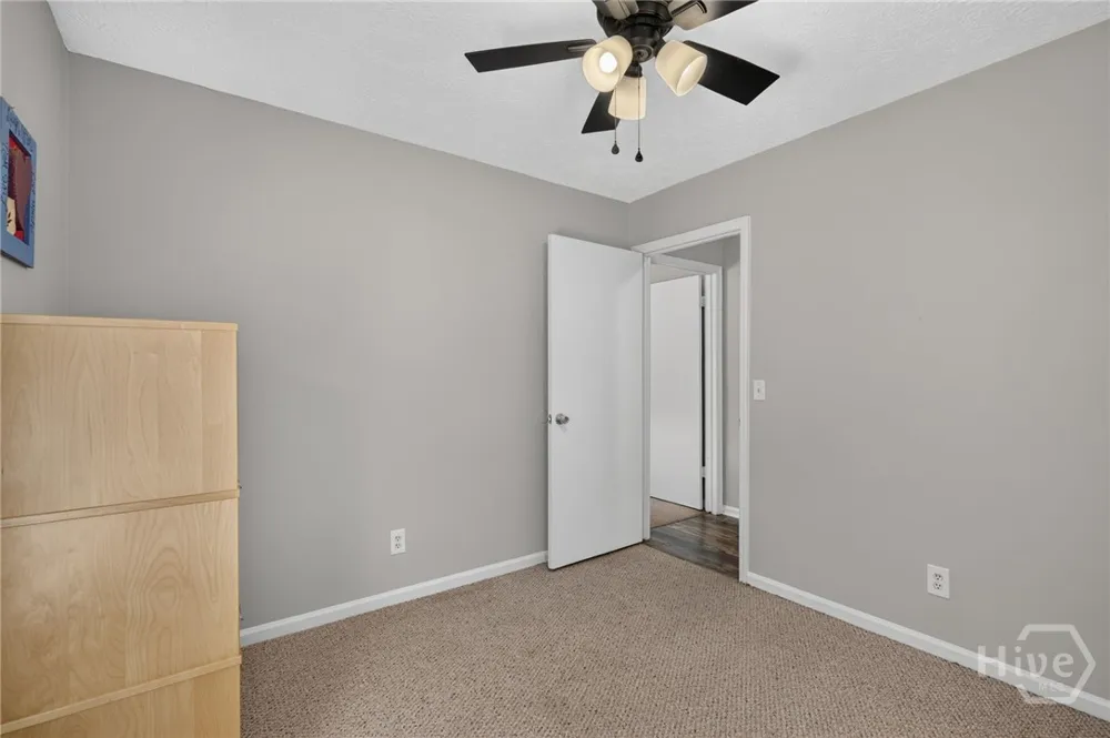 107 W White Hawthorne Drive Savannah, GA 31419