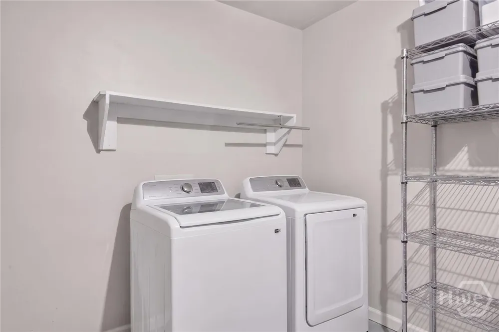 107 W White Hawthorne Drive Savannah, GA 31419