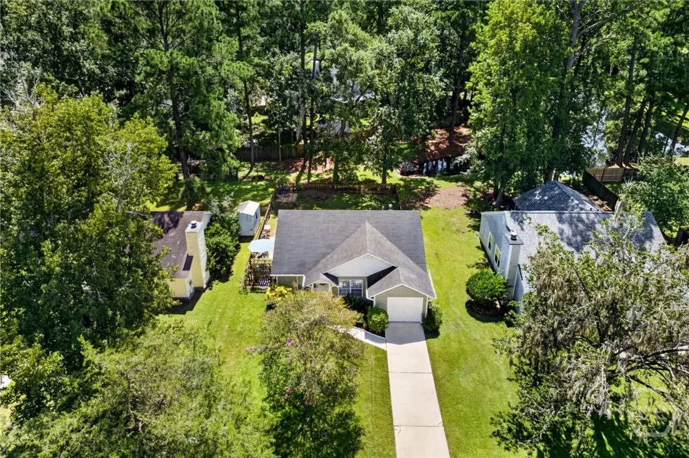 107 W White Hawthorne Drive Savannah, GA 31419