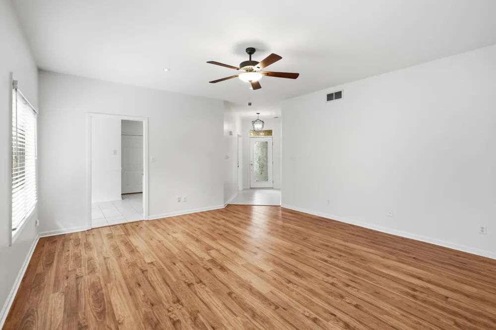 10513 Ontario Drive Winfield, IN 46307