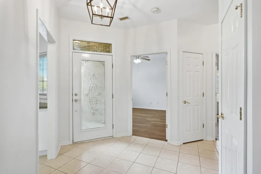 10513 Ontario Drive Winfield, IN 46307