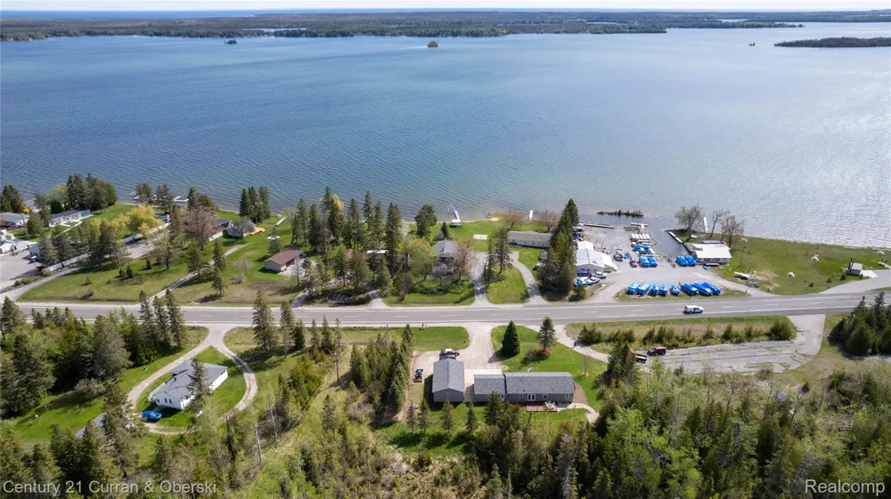 15262 Us 23 S Presque Isle Township, MI 49777