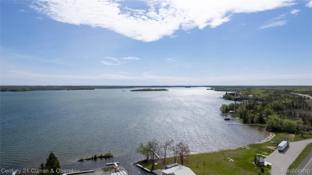 15262 Us 23 S Presque Isle Township, MI 49777