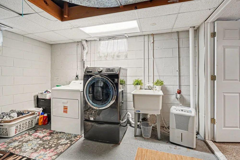 3351 Parkway Drive Monitor Charter Township, MI 48706
