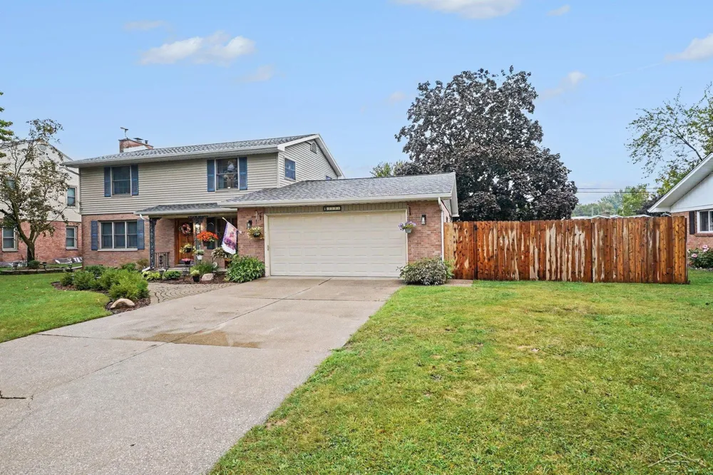 3351 Parkway Drive Monitor Charter Township, MI 48706