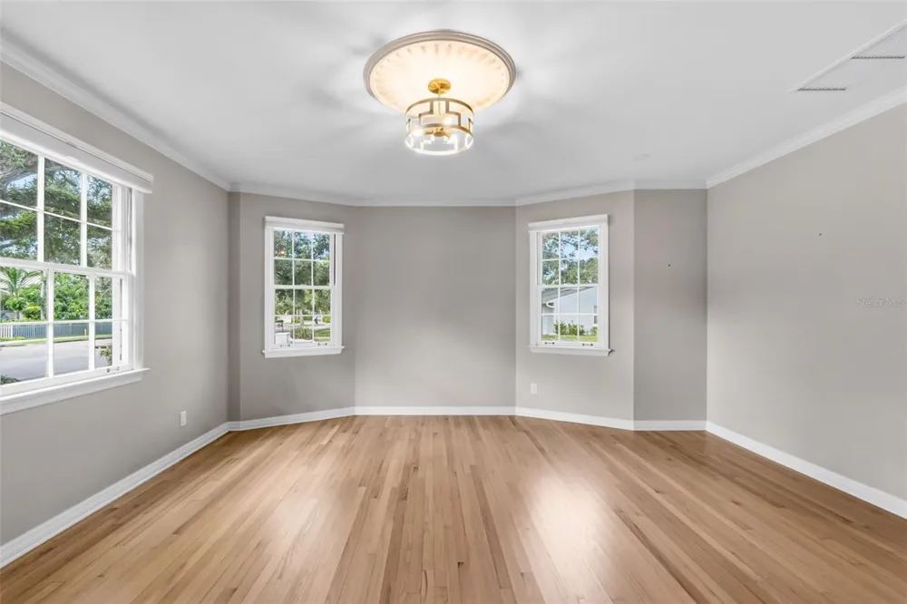 1585 SOUTH DRIVE Sarasota, FL 34239