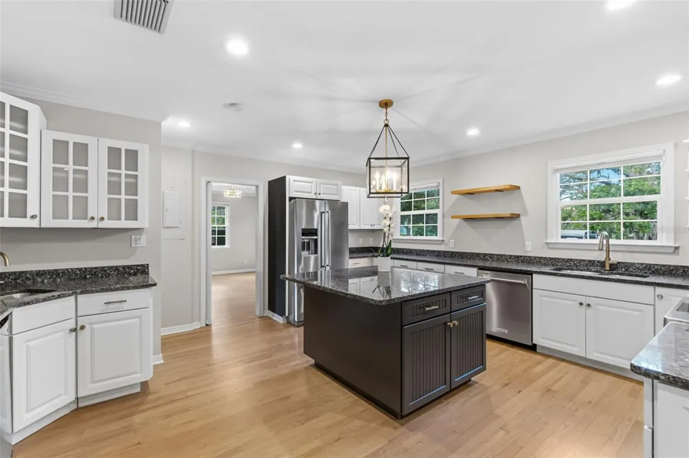 1585 SOUTH DRIVE Sarasota, FL 34239