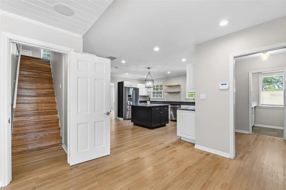 1585 SOUTH DRIVE Sarasota, FL 34239