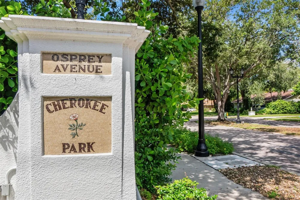 1585 SOUTH DRIVE Sarasota, FL 34239