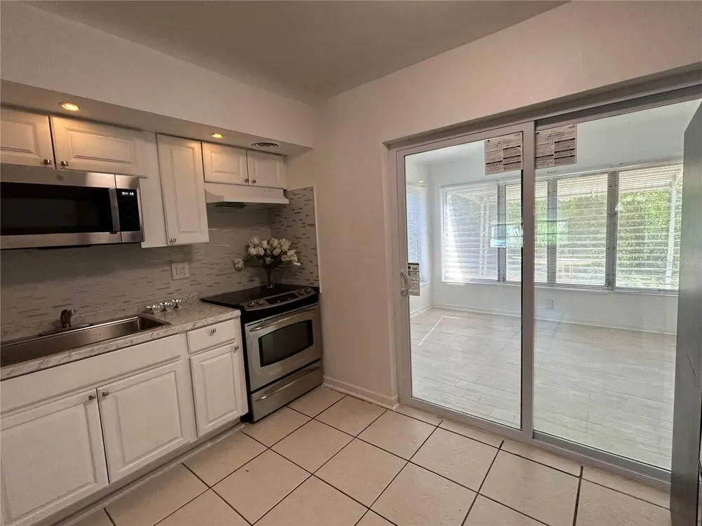 7313 ROYAL PALM DRIVE New Port Richey, FL 34652
