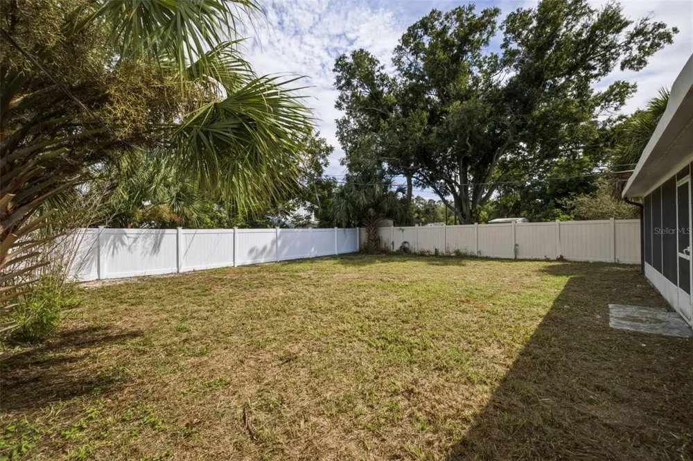209 SE MONROE CIRCLE St Petersburg, FL 33703