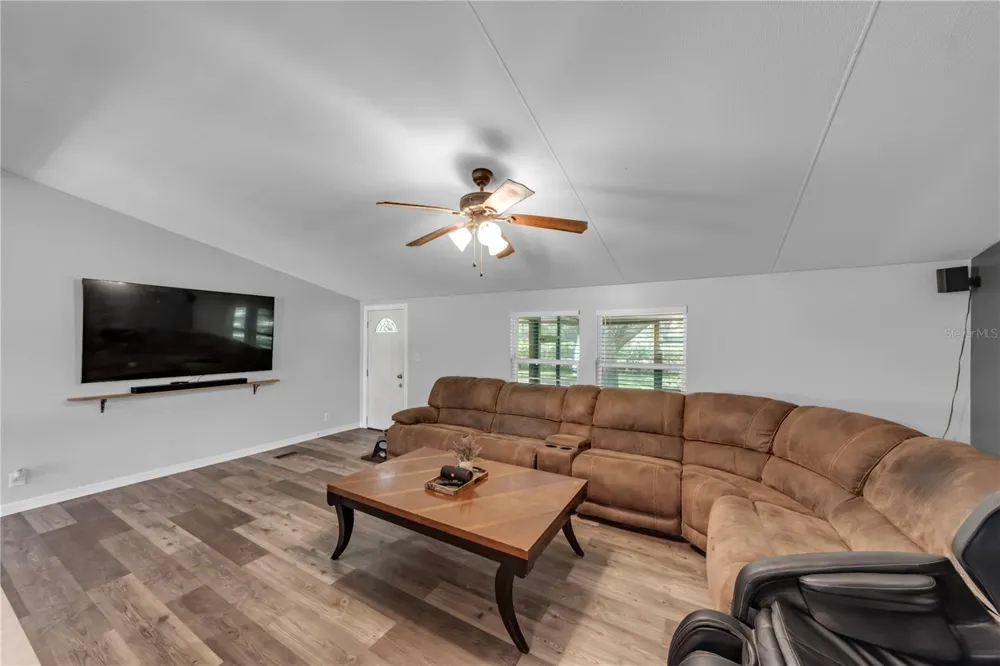 5753 DORMANY ROAD Plant City, FL 33565