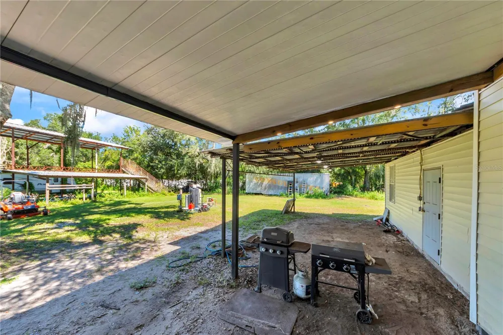 5753 DORMANY ROAD Plant City, FL 33565