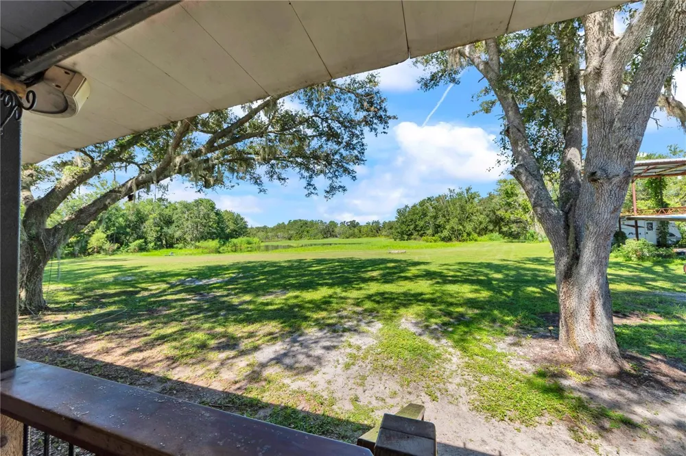 5753 DORMANY ROAD Plant City, FL 33565