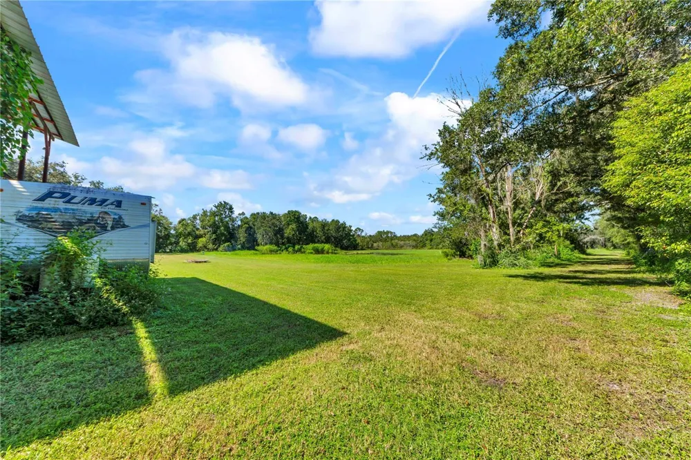 5753 DORMANY ROAD Plant City, FL 33565