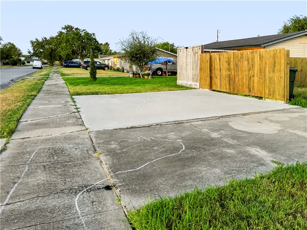 4730 Wynona Drive Corpus Christi, TX 78411