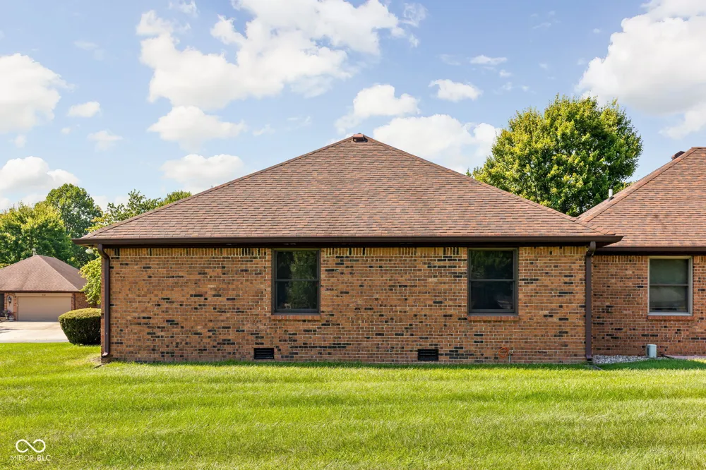 537 Eagle Crest Drive Brownsburg, IN 46112