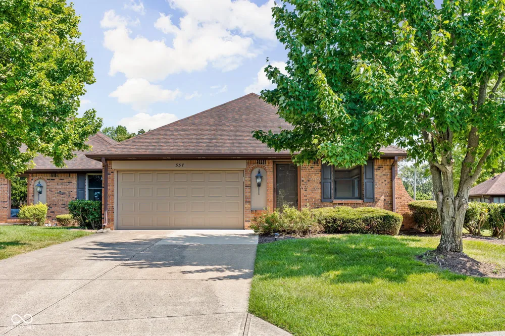 537 Eagle Crest Drive Brownsburg, IN 46112