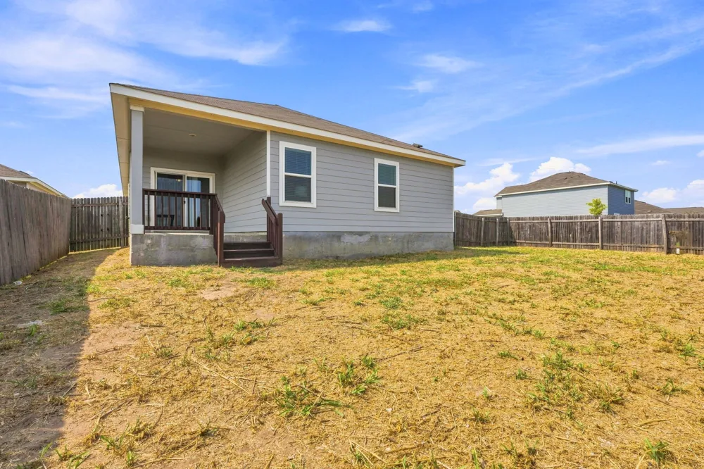 275 Shiro Drive Kyle, TX 78640