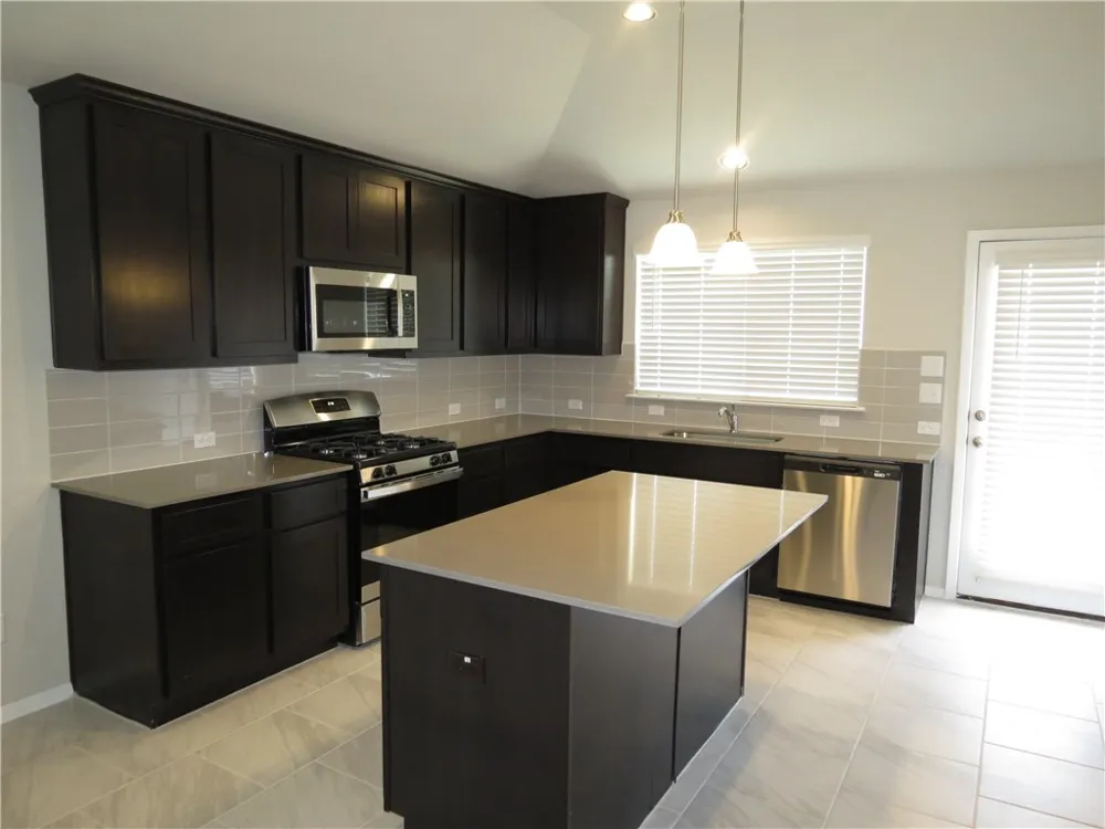 201 Stein Road Georgetown, TX 78626