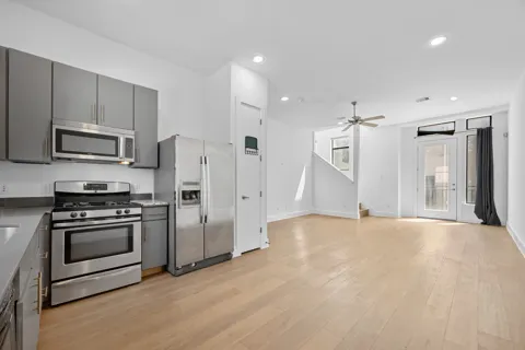 6000 S Congress Avenue #503