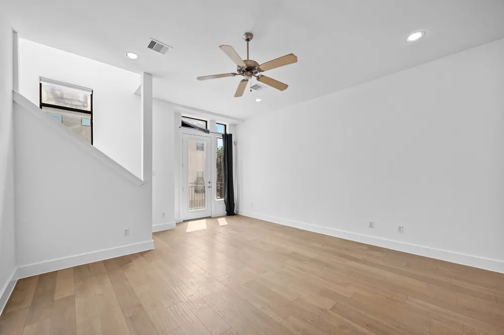 6000 S Congress Avenue #503 Austin, TX 78745