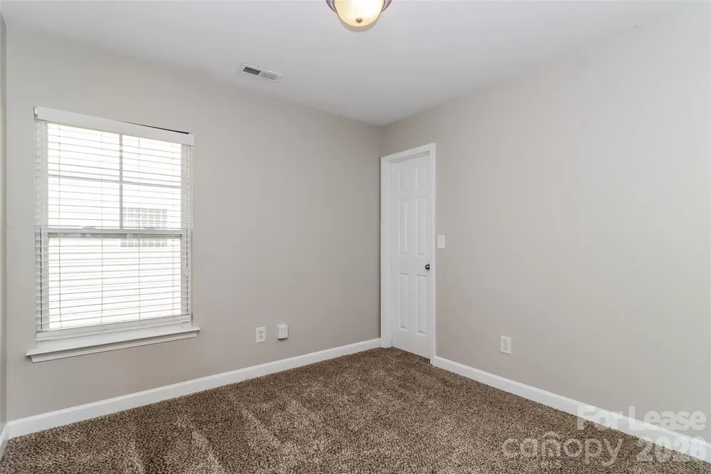 5125 Stone Park Drive Charlotte, NC 28269
