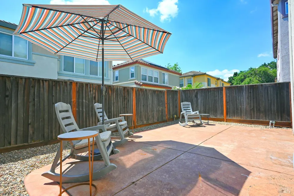 1174 Tocia Avenue Vacaville, CA 95687